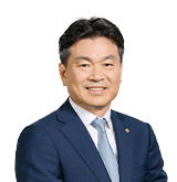 Kim, Hee Moon Senior Managing Directors / FI Finance Division